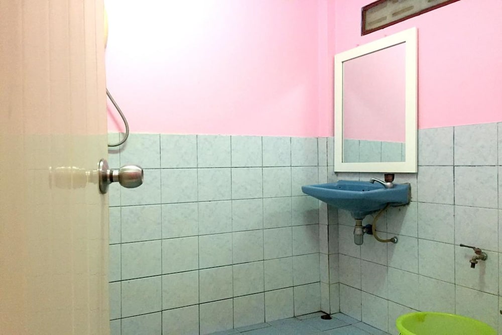 Sea Breeze Resort 20/35