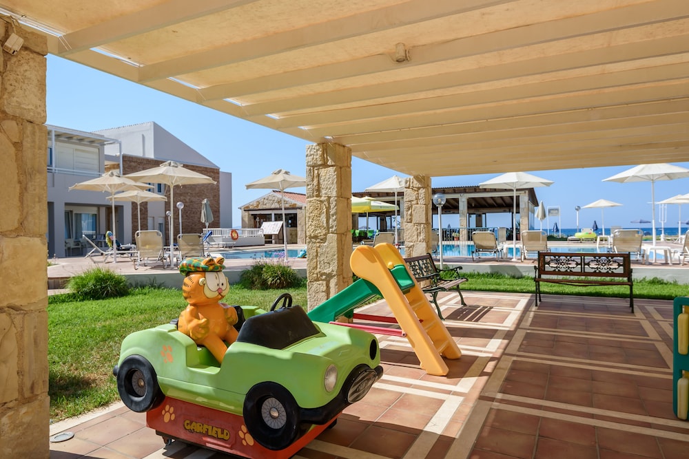 Kostakis Beach Hotel 33/46