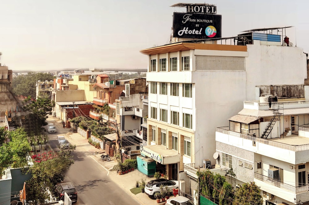 Flute Boutique Hotel 3/48