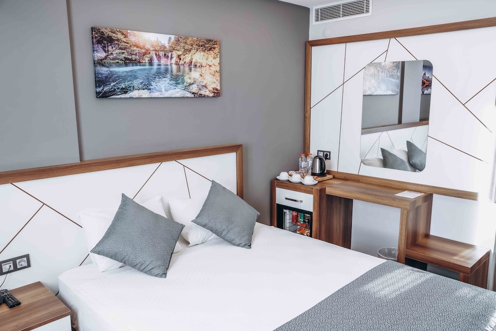 Hakcan Hotel 26/50