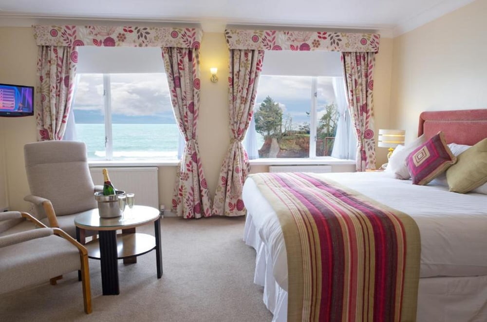 SUPERIOR, DOUBLE BED