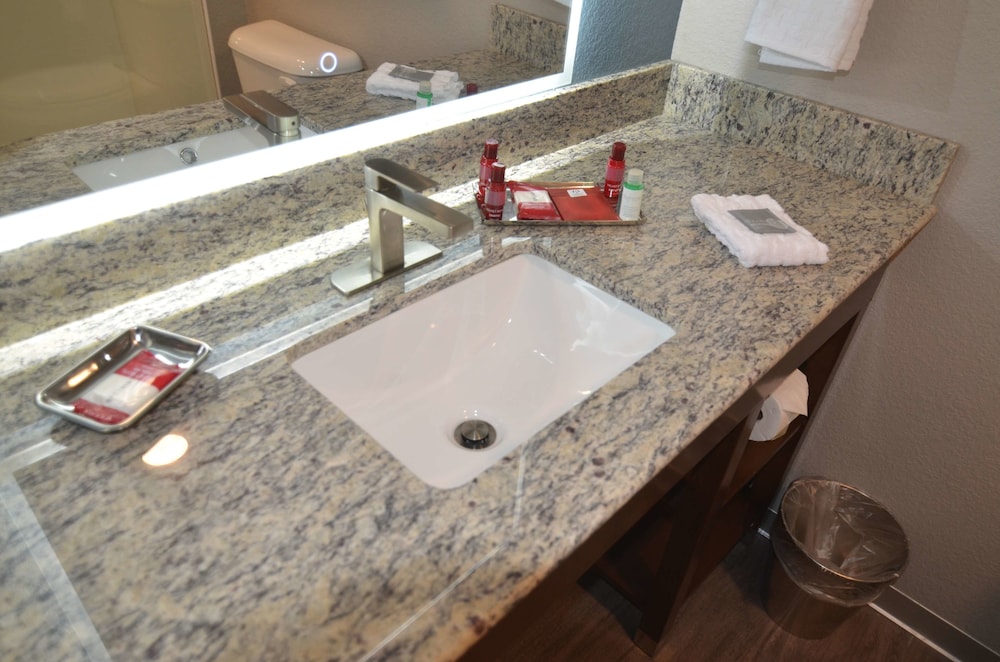 Best Western Premier Ankeny Hotel 19/43