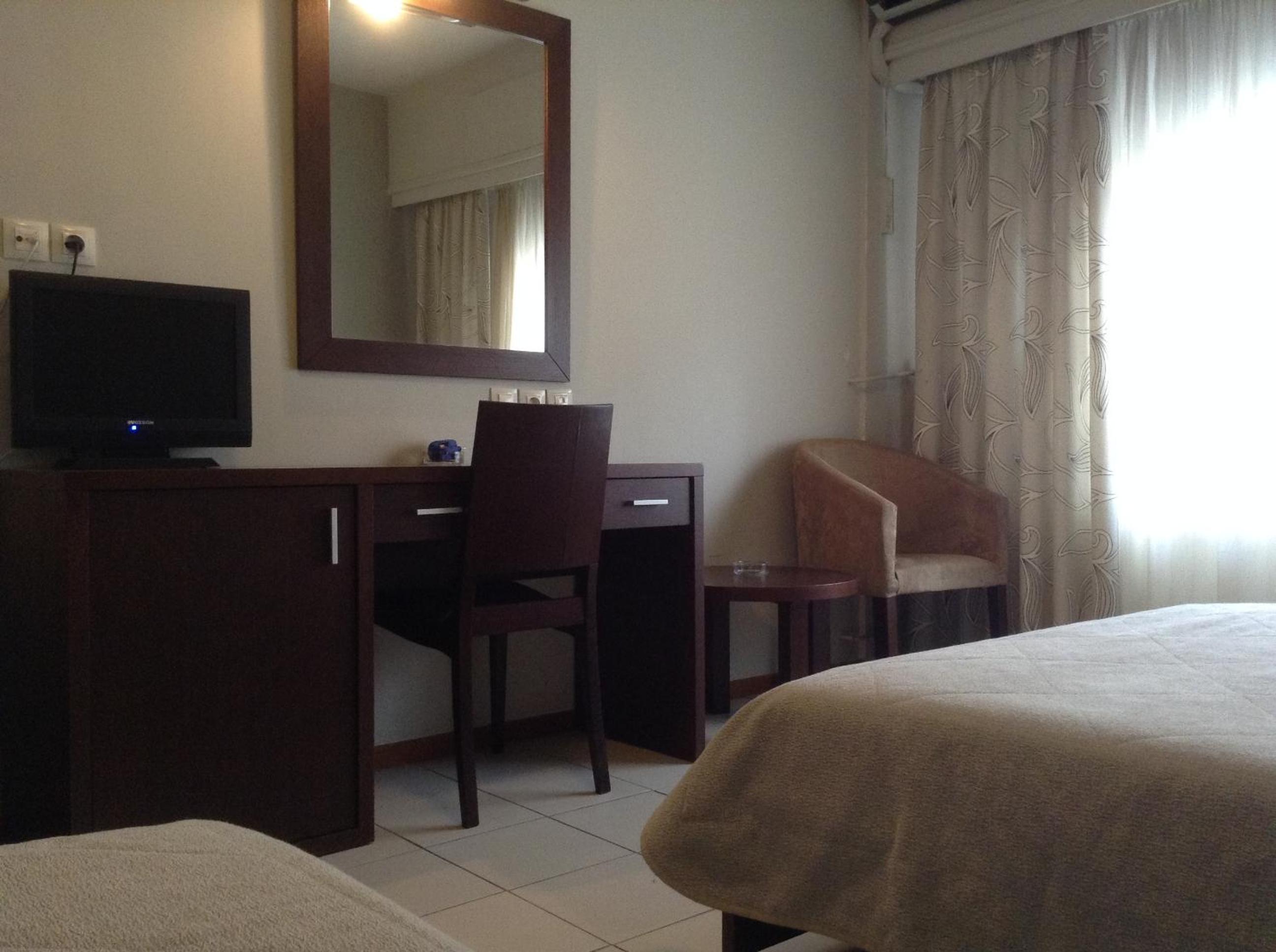 Electra Hotel 44/51