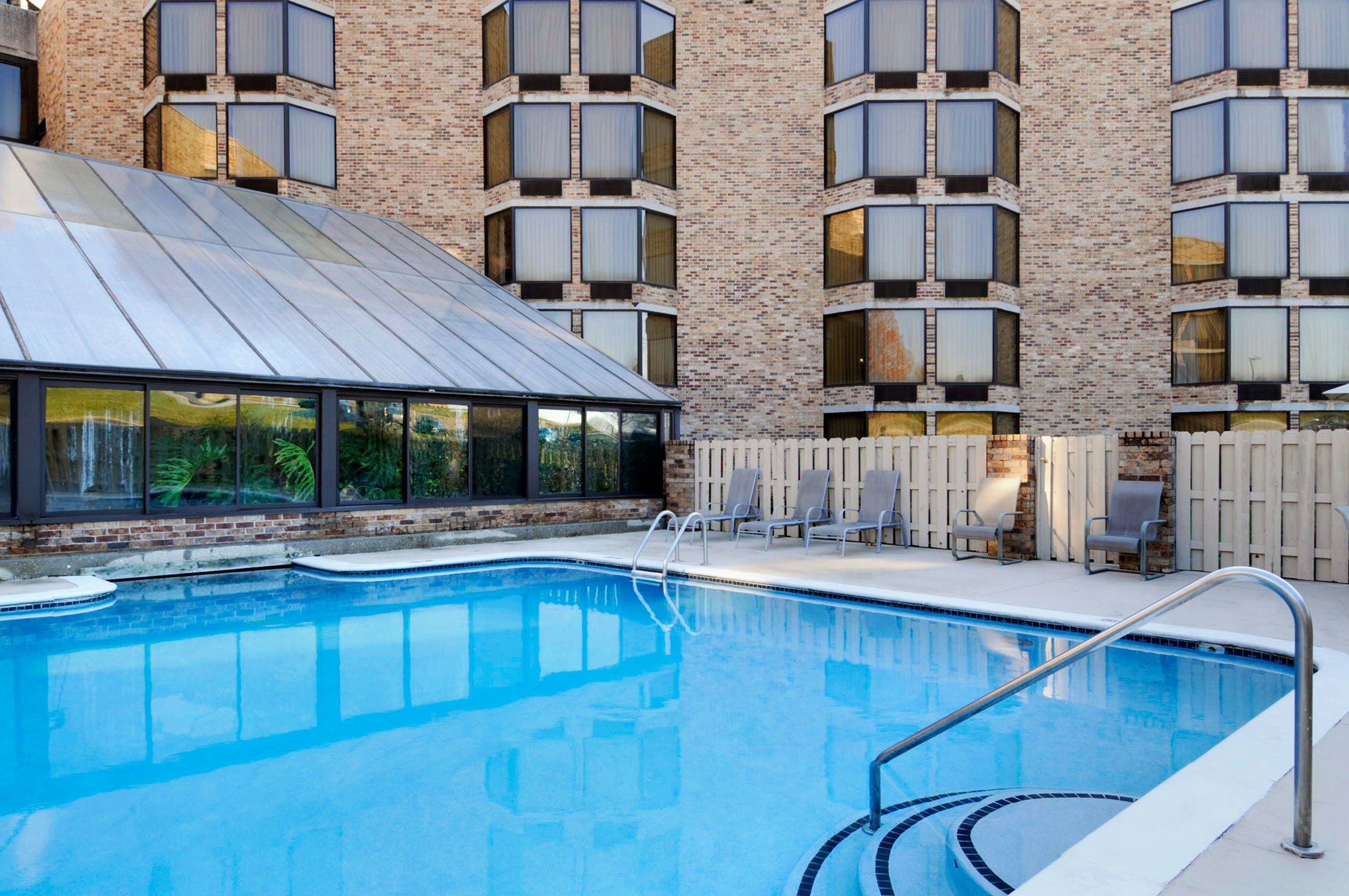 Doubletree By Hilton Hotel Oak Ridge Knoxville 30/65