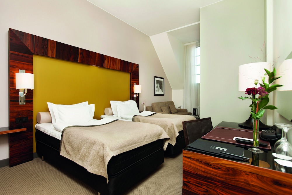 Elite Hotel Marina Tower 23/67