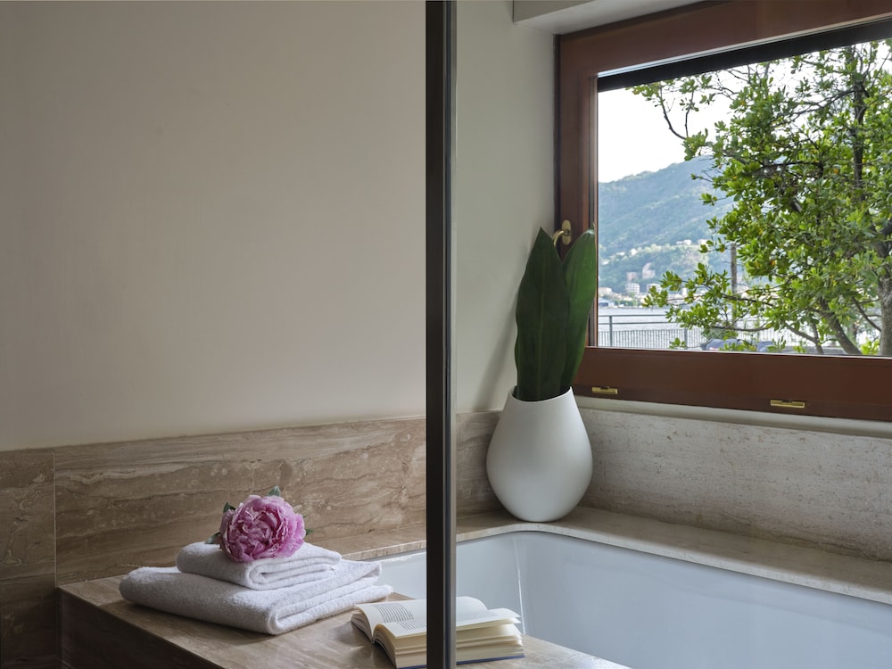 Hotel Villa Flori 48/73
