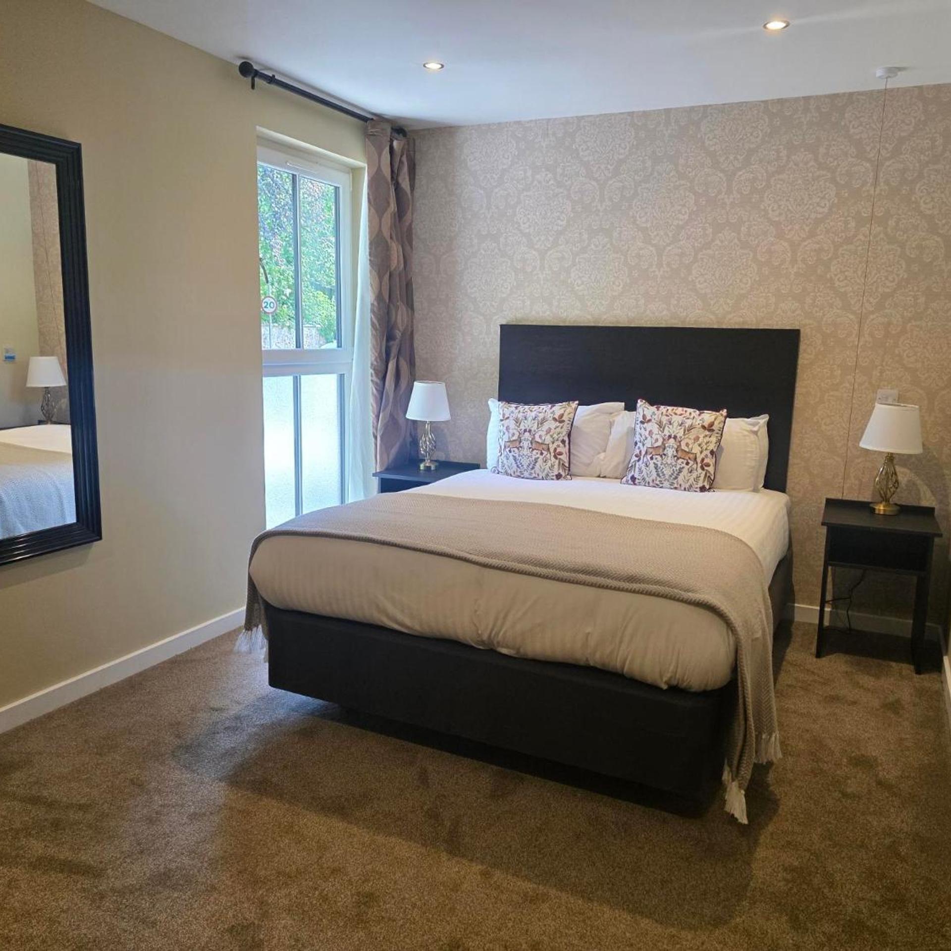Room, Double Bed, Accessible