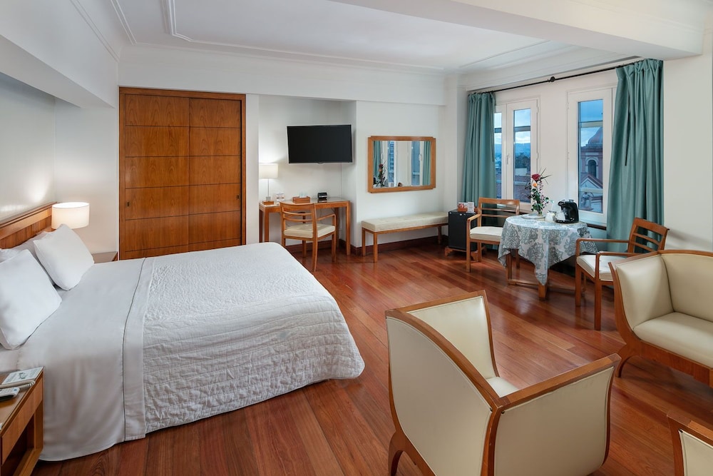 De La Opera Hotel 16/74