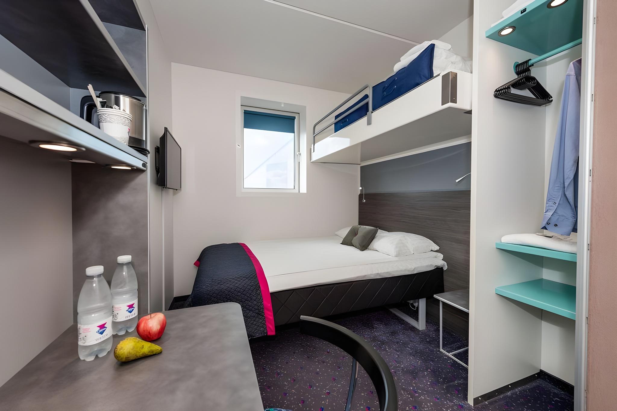 Semi Room, Standard, 1 Double and 1 Single Bed