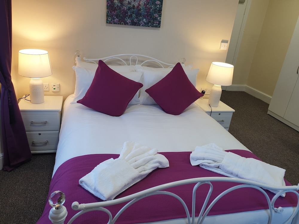 PRESTON HOTEL 25/49