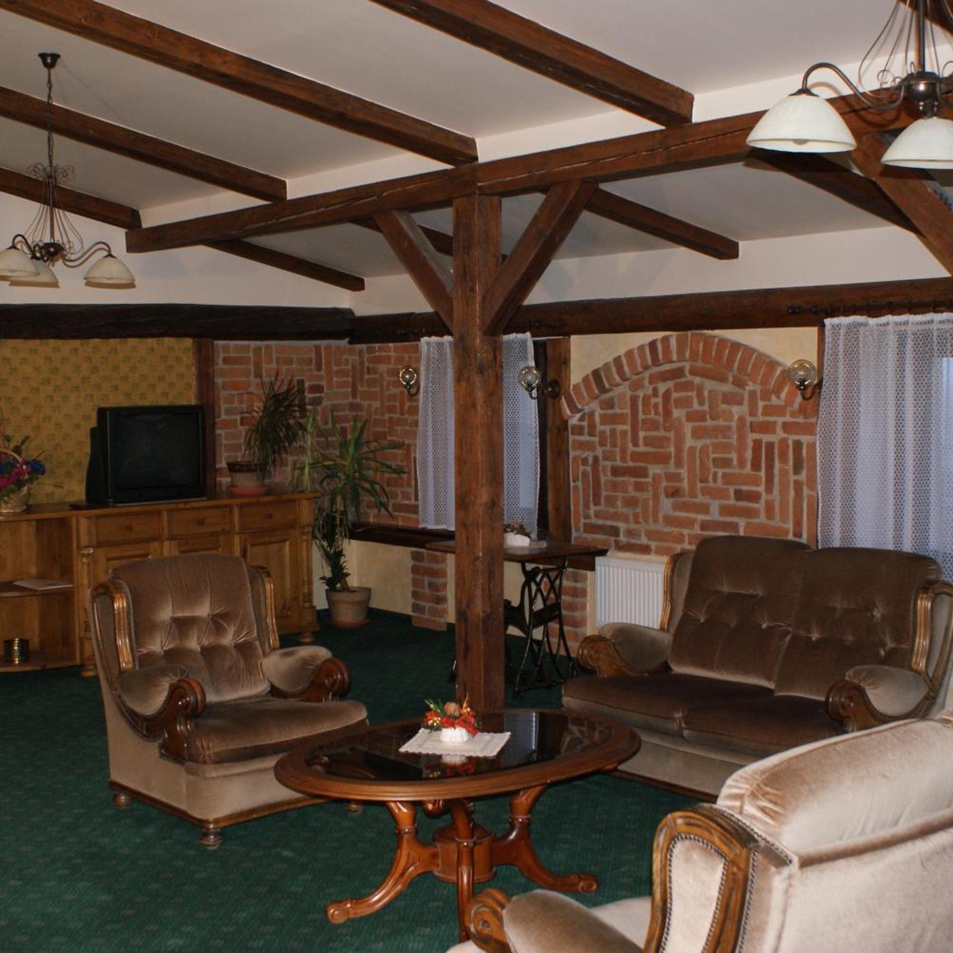 Hotel & Caffe Silesia 32/50