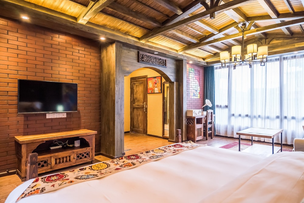 Ritzman Inn 21/50