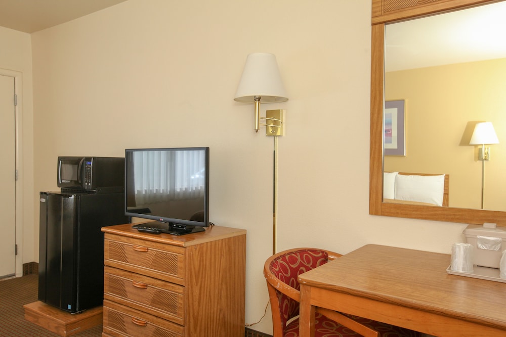 Highland Country Inn 43/55