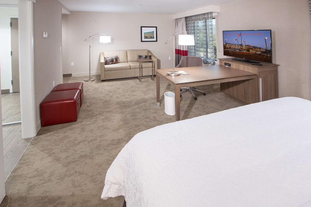Hampton Inn & Suites Buellton/Santa Ynez Valley 22/42