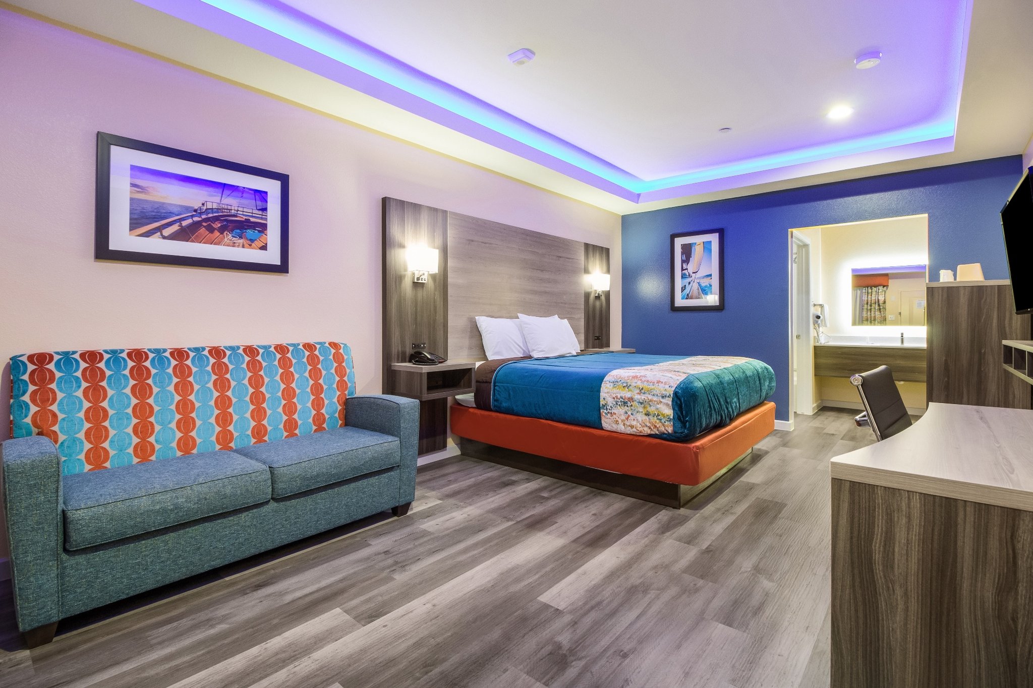 Scottish Inns and Suites Willowbrook 2/25