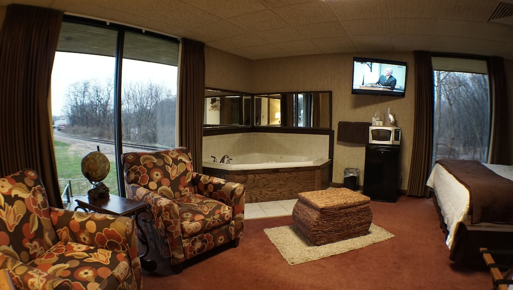 RiverBank Lodge 20/34