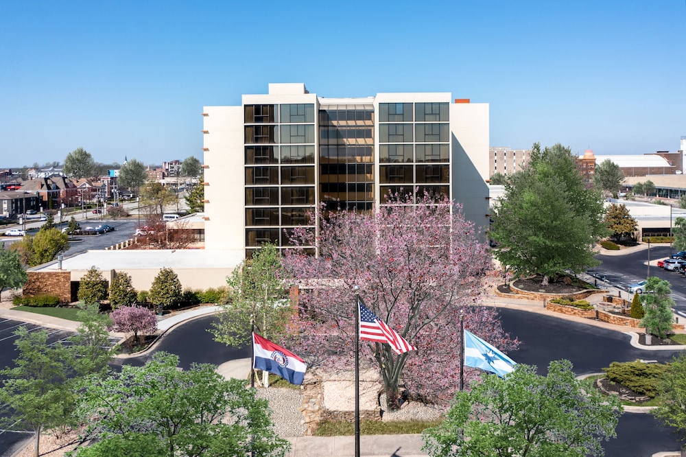 University Plaza Hotel and Convention Center Springfield 6/51