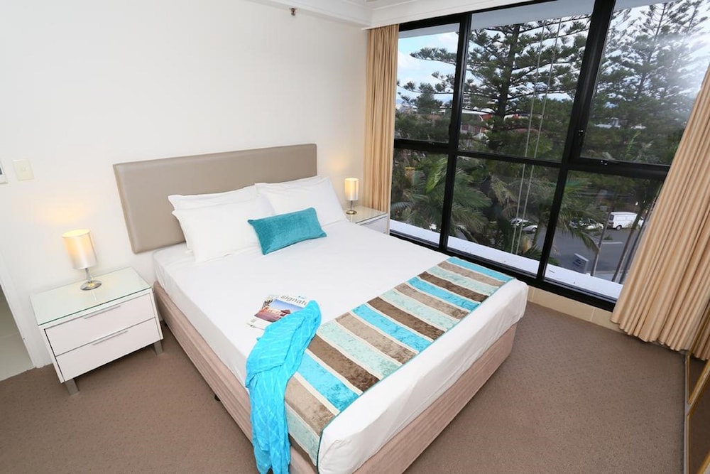 3 BEDROOMS, SUPERIOR, APARTMENT