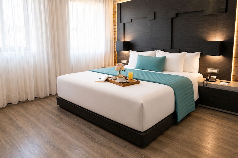 HOTEL PUNTO MX 25/80