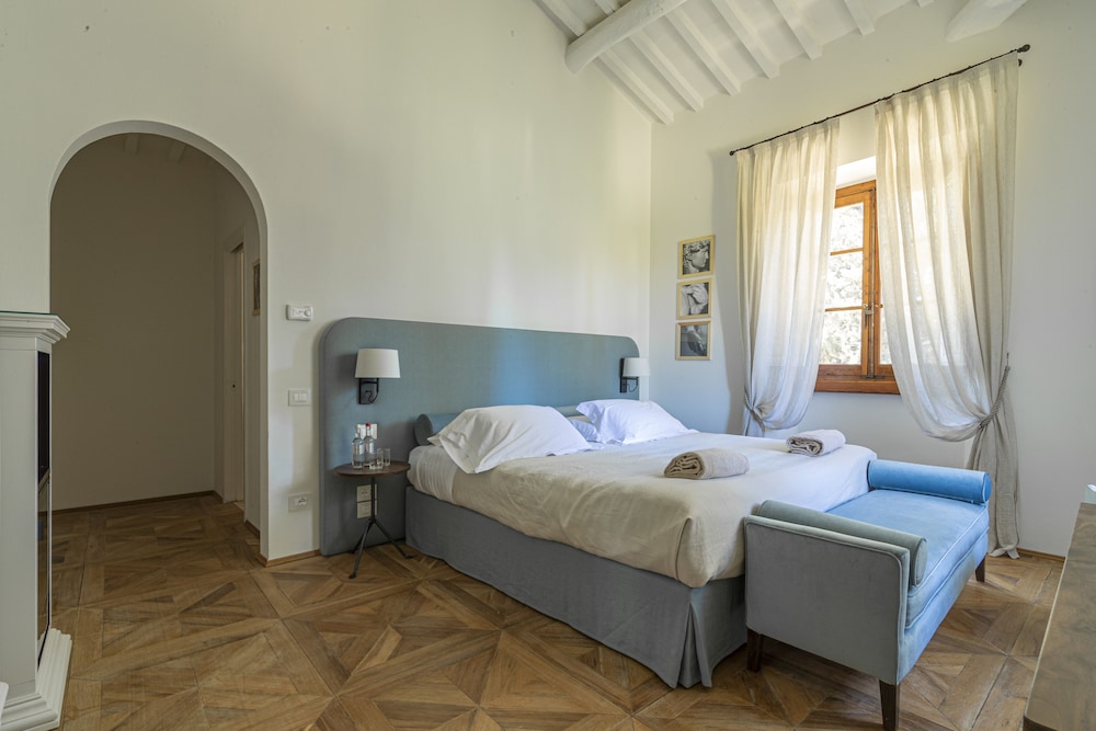 Tenuta di Sticciano 12/50