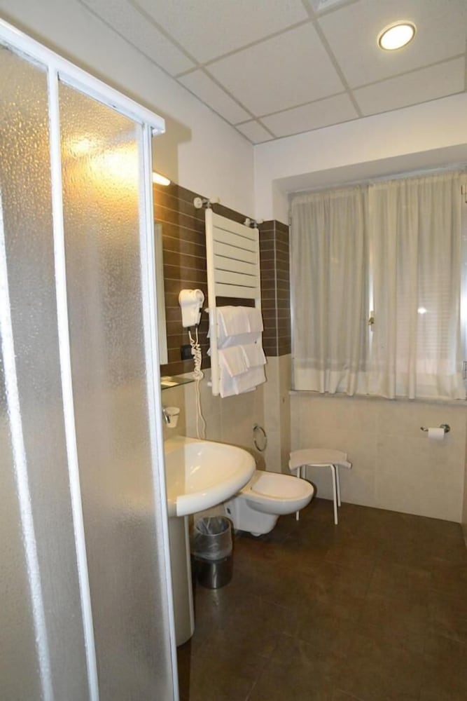 HOTEL GALLES 28/31