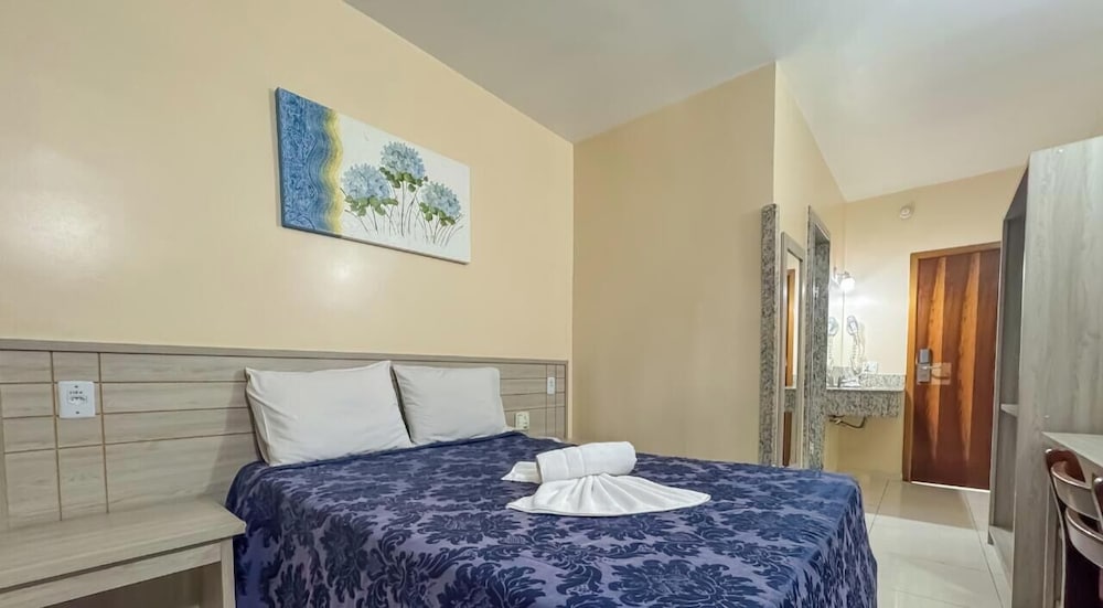 DELUXE, DOUBLE BED