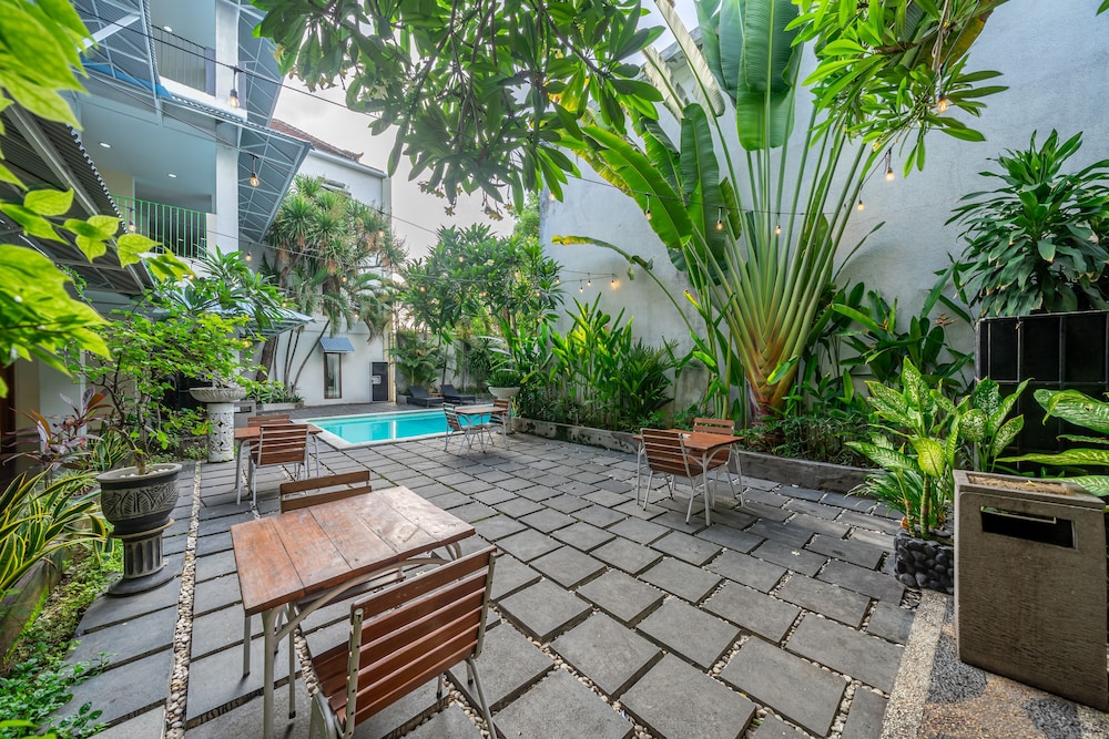 Spazzio Hotel 55/60