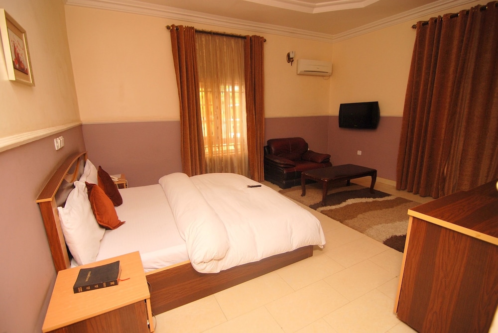 Falak Grand Hotel 10/45