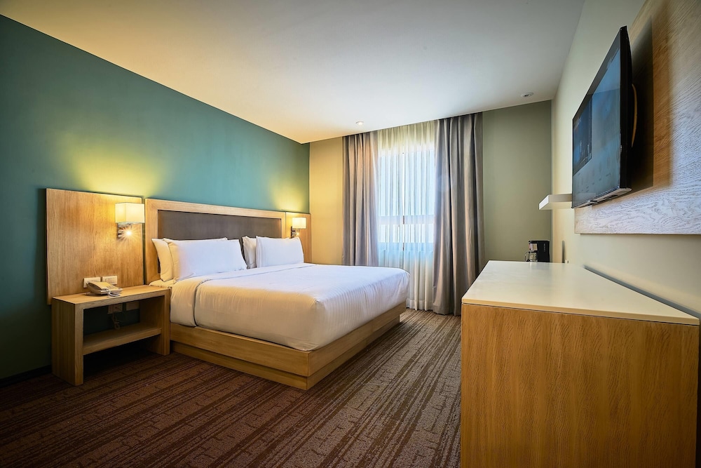 Wyndham Garden Saltillo 25/42