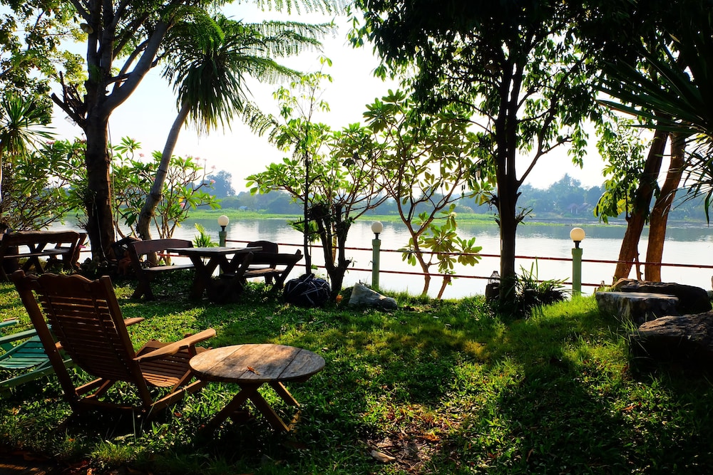 Khunya Resort Riverkwai 16/20