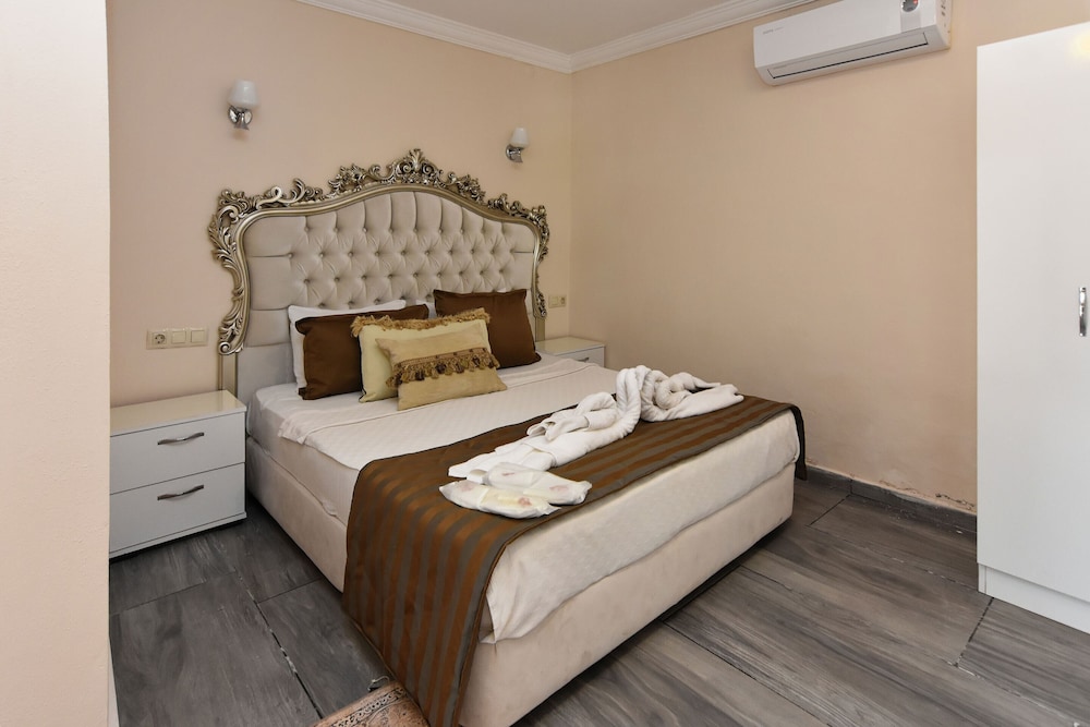 Simlarda Country Club 22/79
