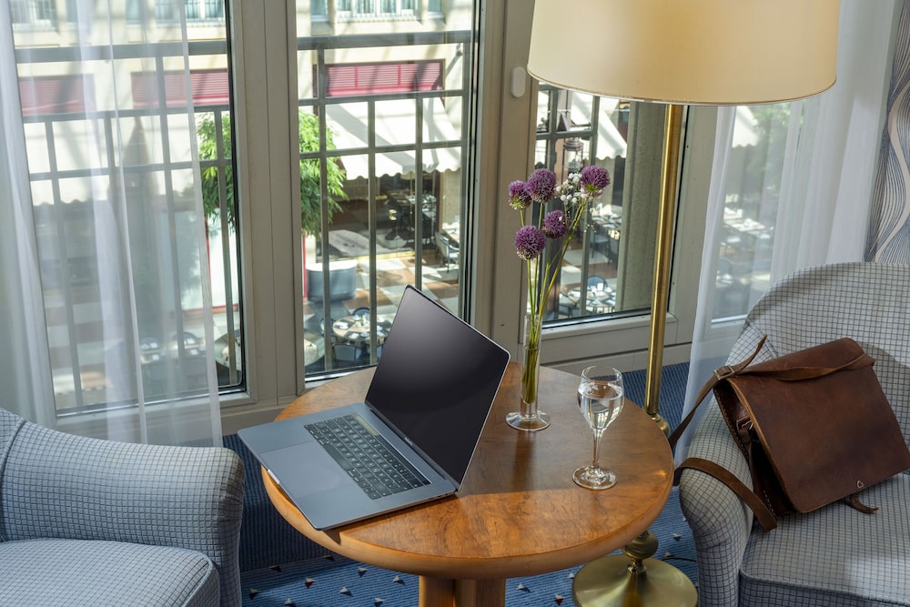 Maritim Hotel Koln 33/55