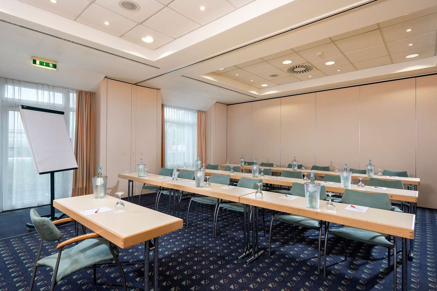 Ramada by Wyndham Hannover 36/43