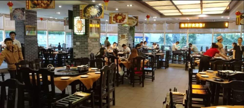 Hongfeng Hotel 46/50