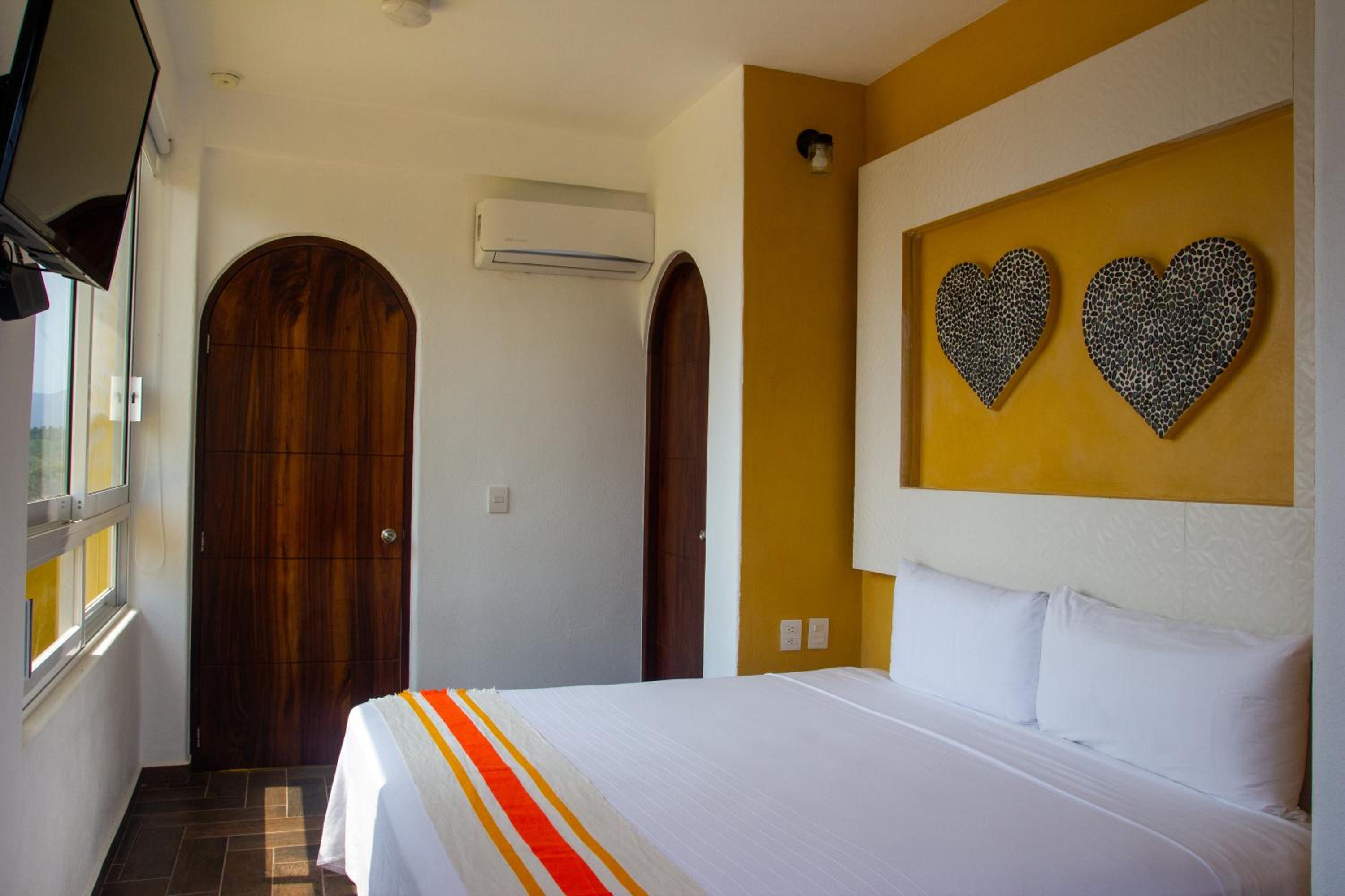 Hotel Happy Beach 36/58