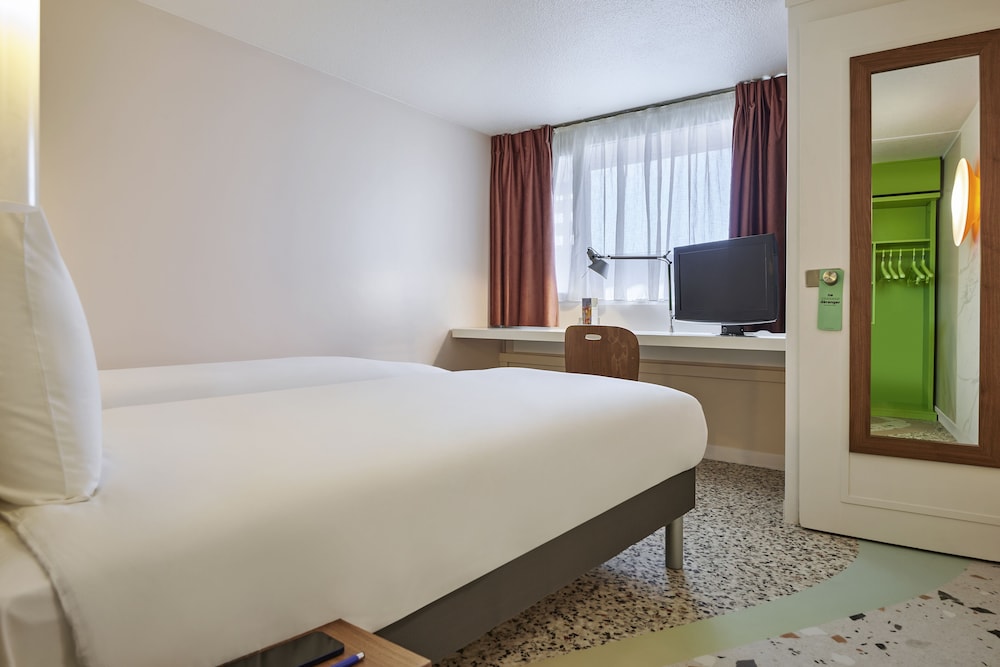greet hotel Versailles - Voisins Le Bretonneux (ex. Campanile Voisins-Le-Bretonneux) 18/49