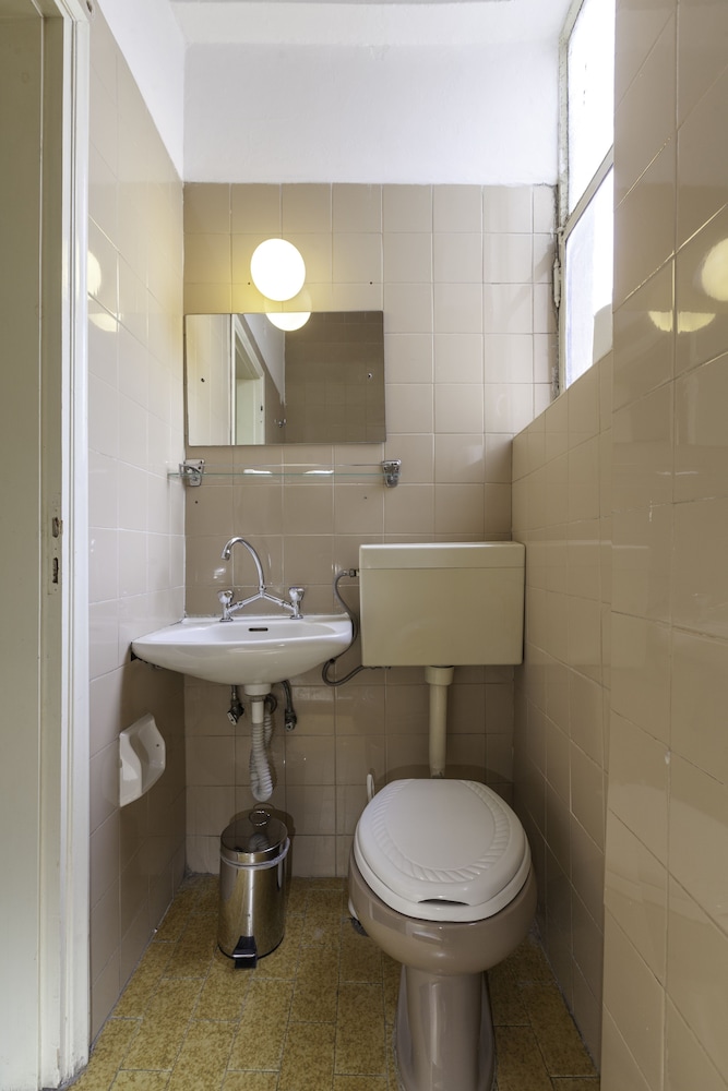 ROOM, SINGLE, SINGLE BED, PRIVATE BATHROOM
