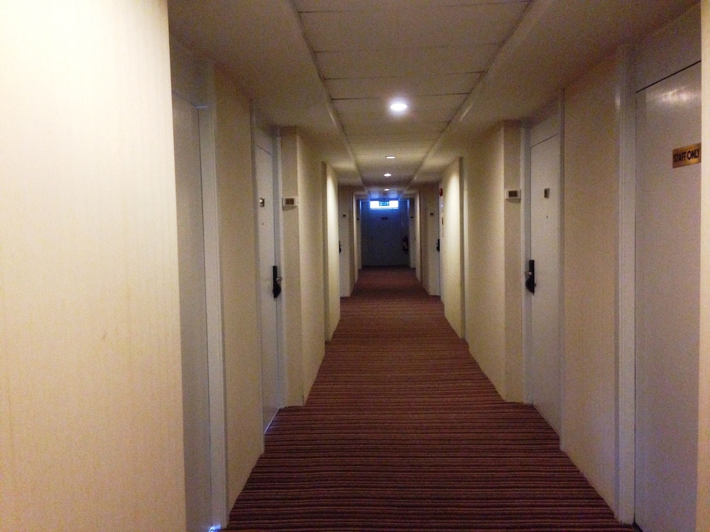 The City Hotel Sriracha 7/71