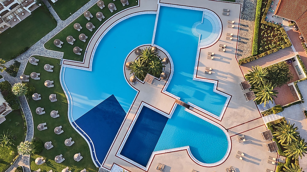 Pilot Beach Resort in Apokoronas