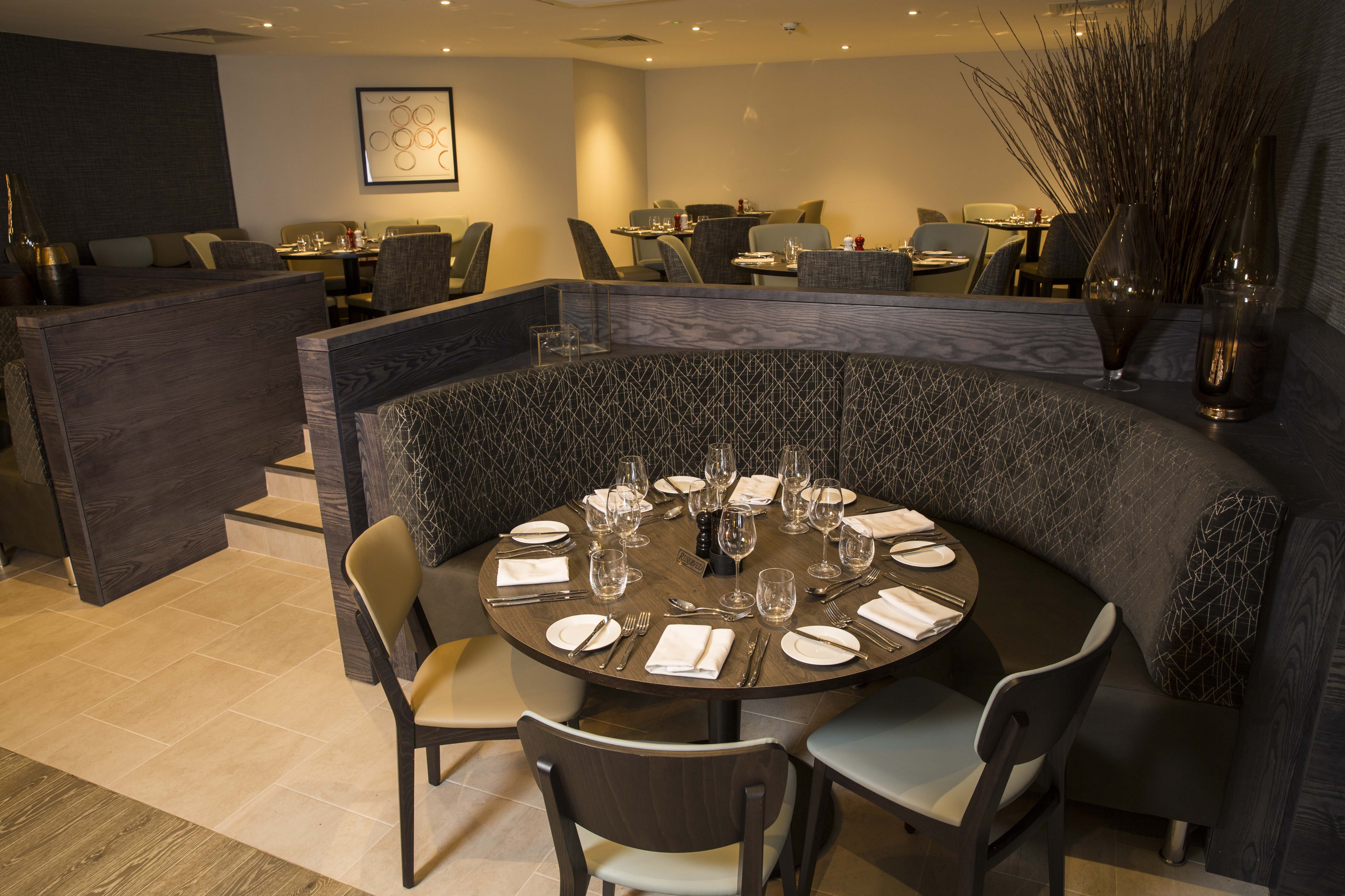 Crowne Plaza Basingstoke 51/63