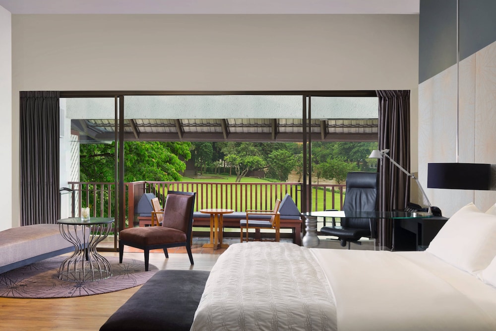 Le Meridien Chiang Rai Resort 24/71
