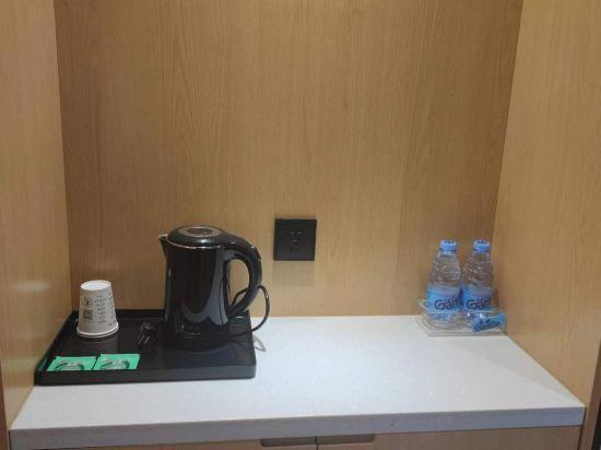 No.1 superior hotel (Dongguan Shipai Avenue store) 10/36