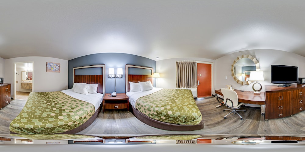 Econo Lodge Neenah 29/43
