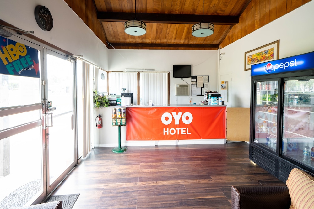 OYO Hotel Ocala FL I-75 photo3