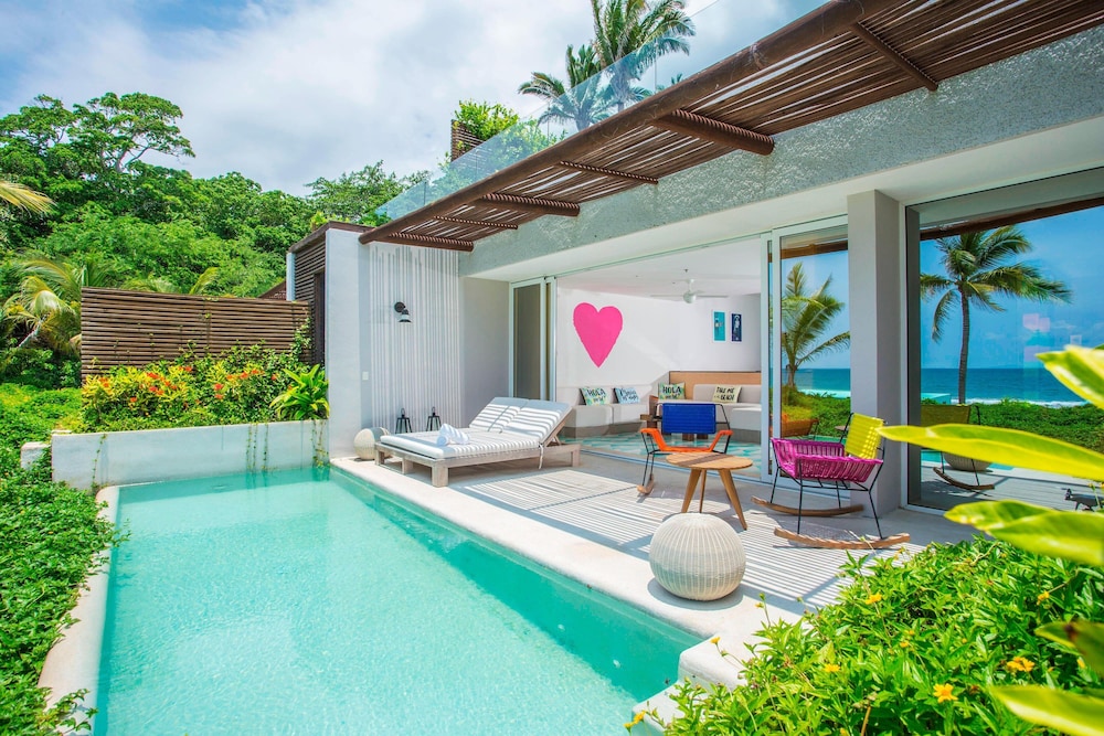 W PUNTA DE MITA 3/82