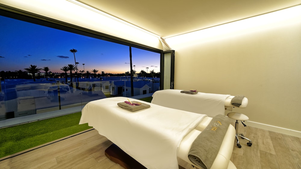 Club Maspalomas Suites & Spa - Adults Only 30/64
