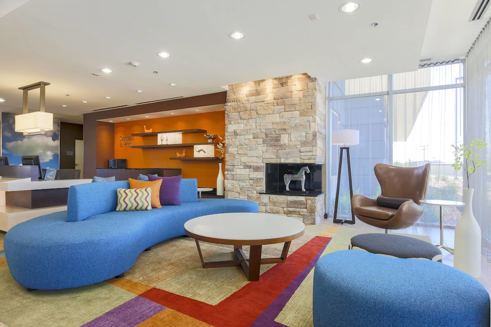 Fairfield Inn Suites Pleasanton 21/32