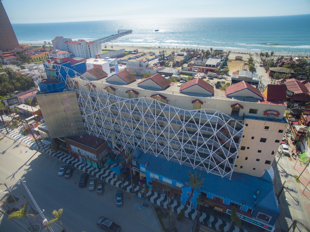 Festival Plaza Rosarito 1/72