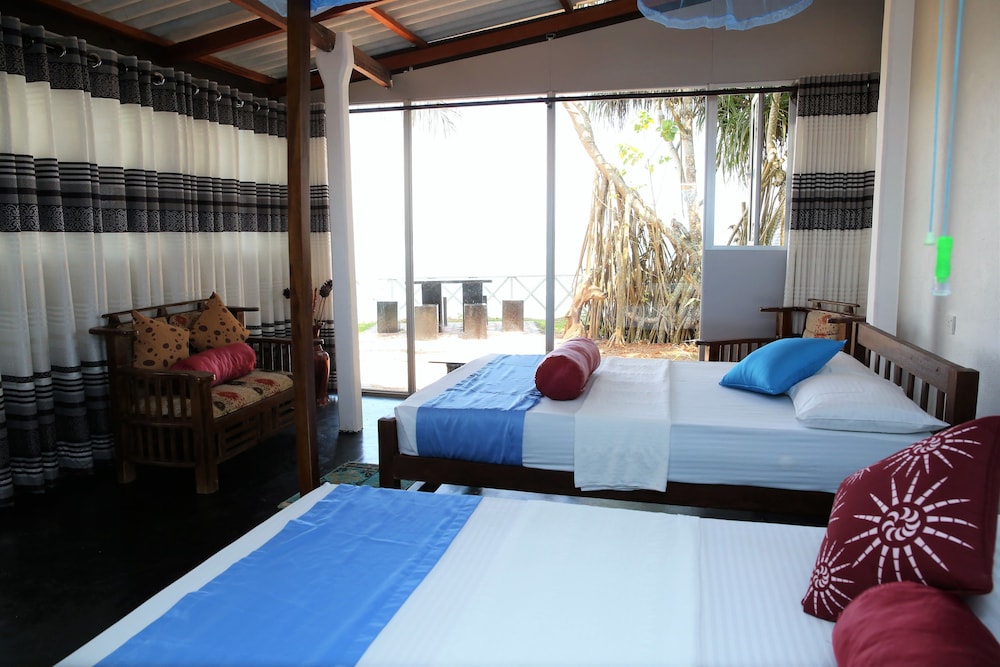 Dinsara Pearl Villa 14/50