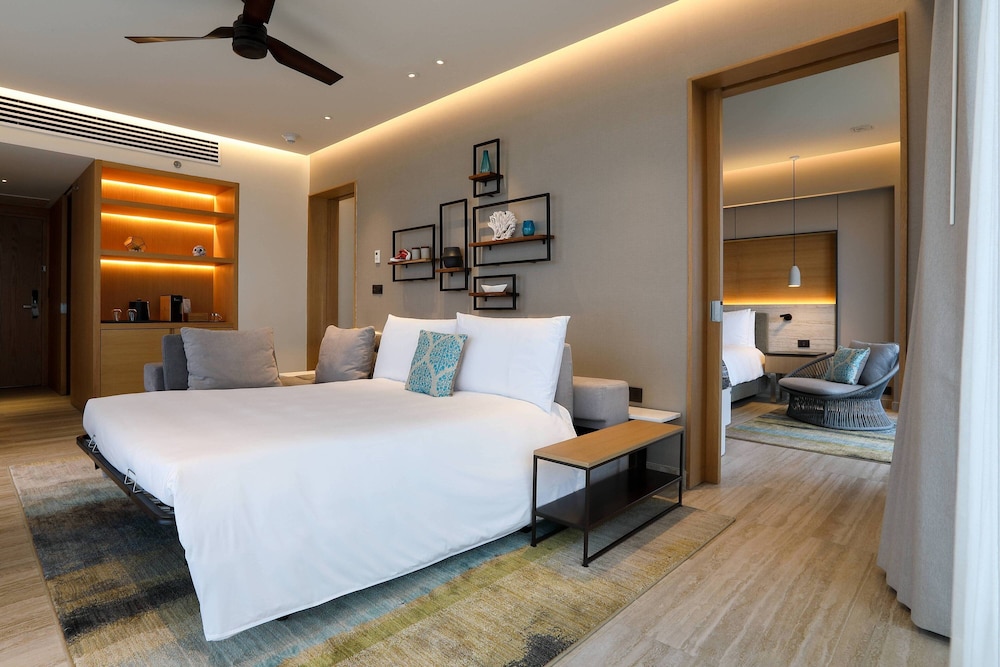 Renaissance Cancun Resort And Marina 22/76